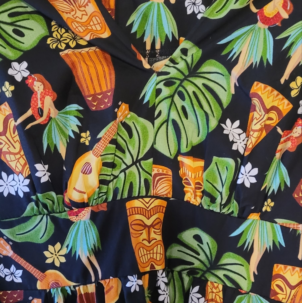Tiki Caftan By Volcano Designs - Picture 2 of 4